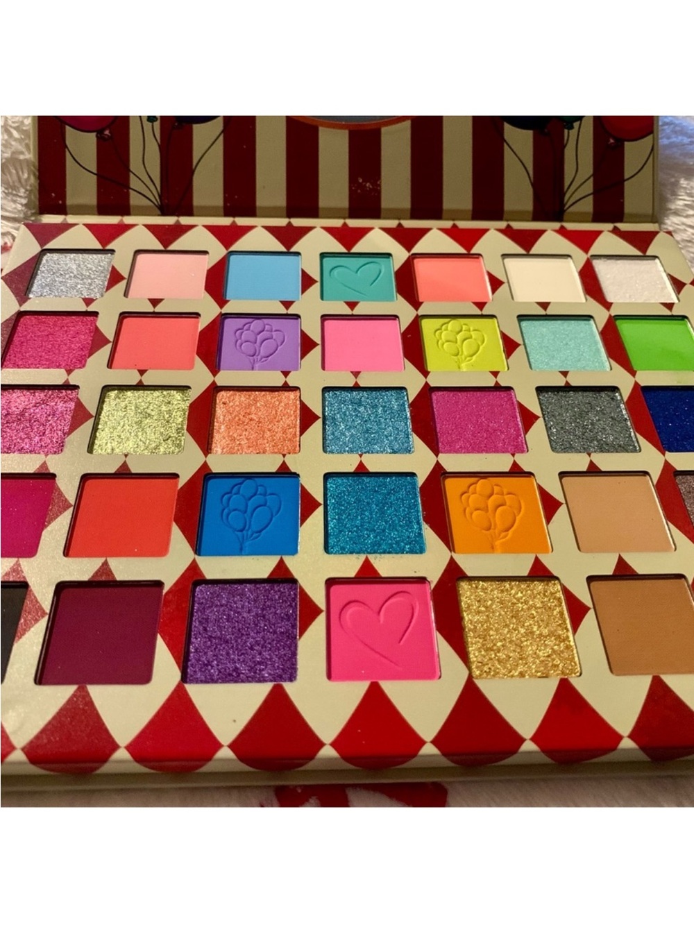 NWT Remi Circus Clown Eyeshadow Palette -💛 - Picture 7 of 9